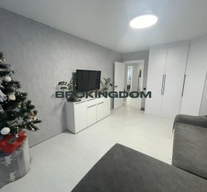 Zdjęcie 3. Trzypokojowe mieszkanie, na sprzedaż. Brovary Olimpiiska