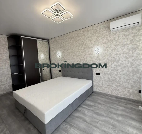 Фото 1. Двухкомнатная квартира, продажа. Бровары Металлургов