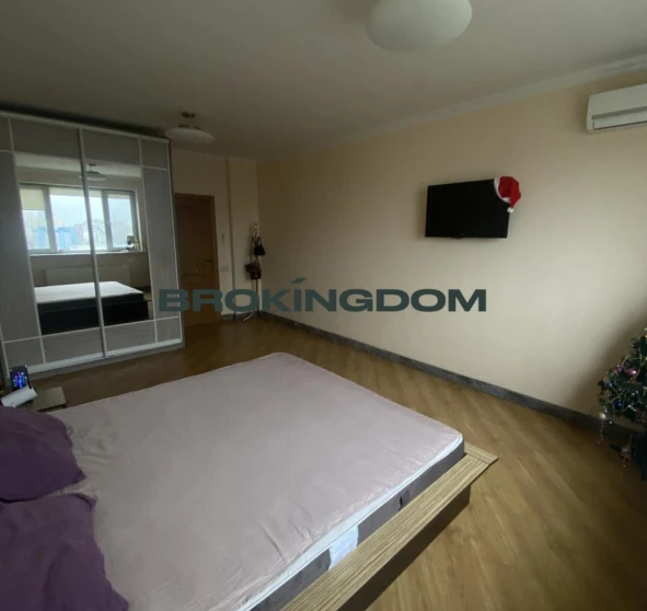 Фото 1. Однокомнатная квартира, продажа. Бровары Симоненко