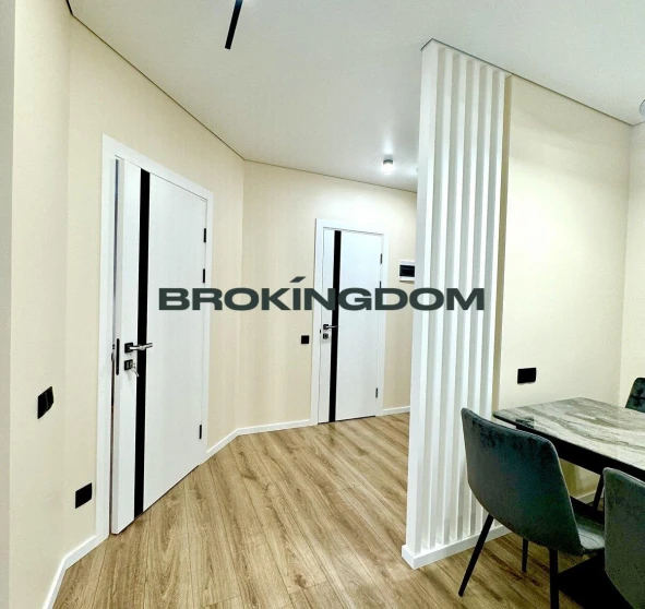 Zdjęcie 1. Kawalerka mieszkanie, na sprzedaż. Kyiv Голосіївський