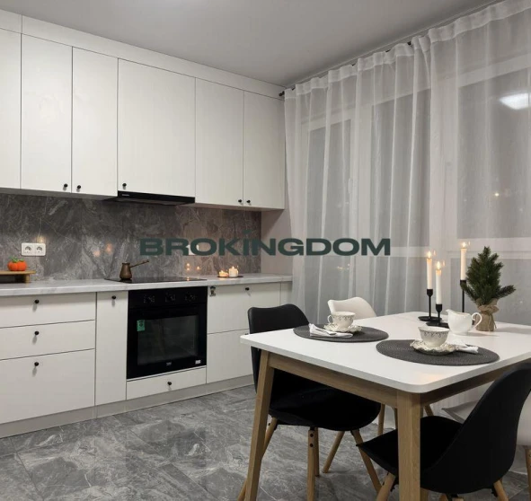 Zdjęcie 1. Kawalerka mieszkanie, na sprzedaż. Kyiv Оболонський