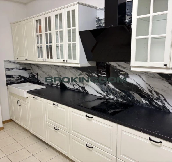 Foto 1. Tres Ambientes piso, en venta. Kyiv Шевченківський