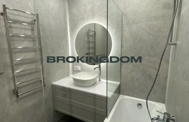 Zdjęcie Kawalerka mieszkanie, na sprzedaż. Kyiv Подільський