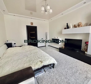 Zdjęcie 2. Kawalerka mieszkanie, na sprzedaż. Kyiv Голосіївський