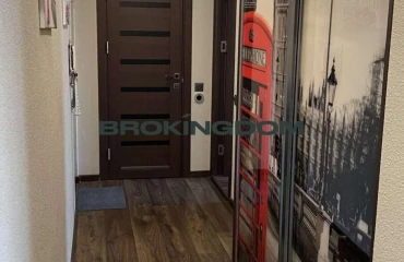 Fotografie Trei Camere apartament, de vânzare. Kyiv Оболонський