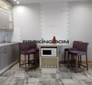 Foto 2. Tres Ambientes piso, en venta. Kyiv Оболонський