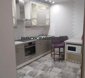 Foto 4. Tres Ambientes piso, en venta. Kyiv Оболонський