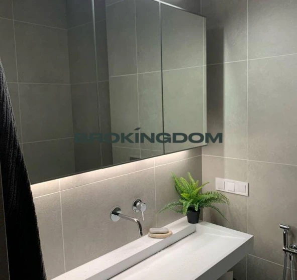 Фото 1. Трехкомнатная квартира, продажа. Киев Шевченківський