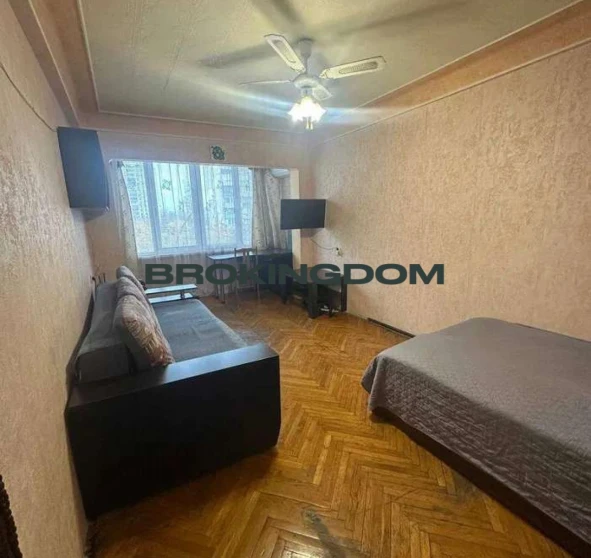 Zdjęcie 1. Kawalerka mieszkanie, na sprzedaż. Kyiv Дніпровський