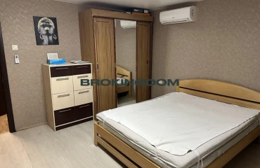 Zdjęcie Kawalerka mieszkanie, na sprzedaż. Kyiv Дніпровський