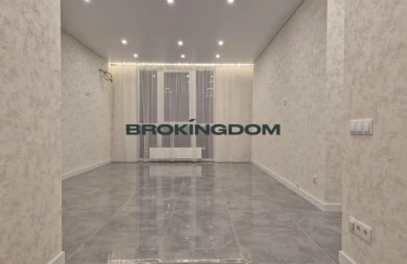 Фото Трехкомнатная квартира, продажа. Киев Подільський