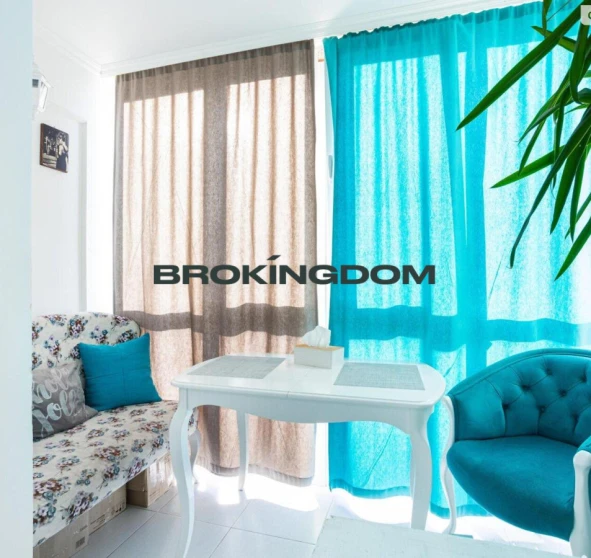 Фото 1. Трикімнатна квартира, продаж. Київ Дніпровський