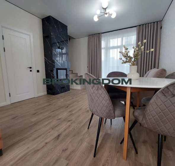 Foto 1. Casa, en venta. Білока Молодецька