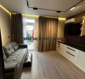 Фото 2. Дом, продажа. Святопетровское Гідності