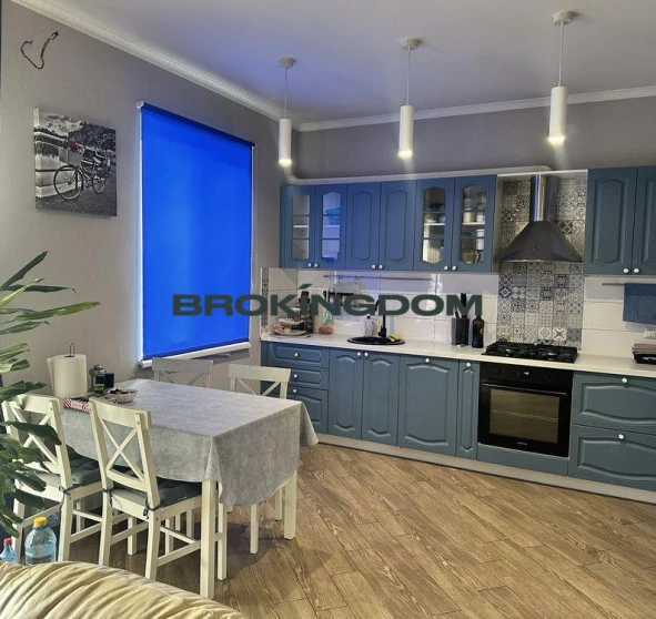 Foto 1. Casa, en venta. Kyiv Дарницький