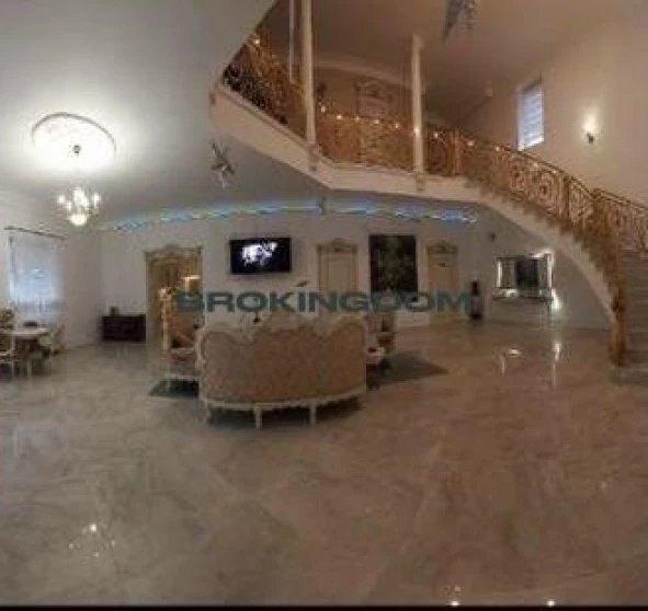 Фото 1. Дом, продажа. Васильков Соборная