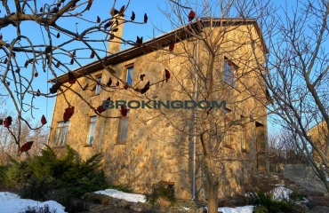 Fotografie Casă, de vânzare. Pidhirtsi Юрія Гагаріна