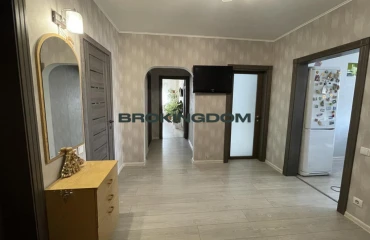 Фото Двокімнатна квартира, продаж. Київ Дніпровський