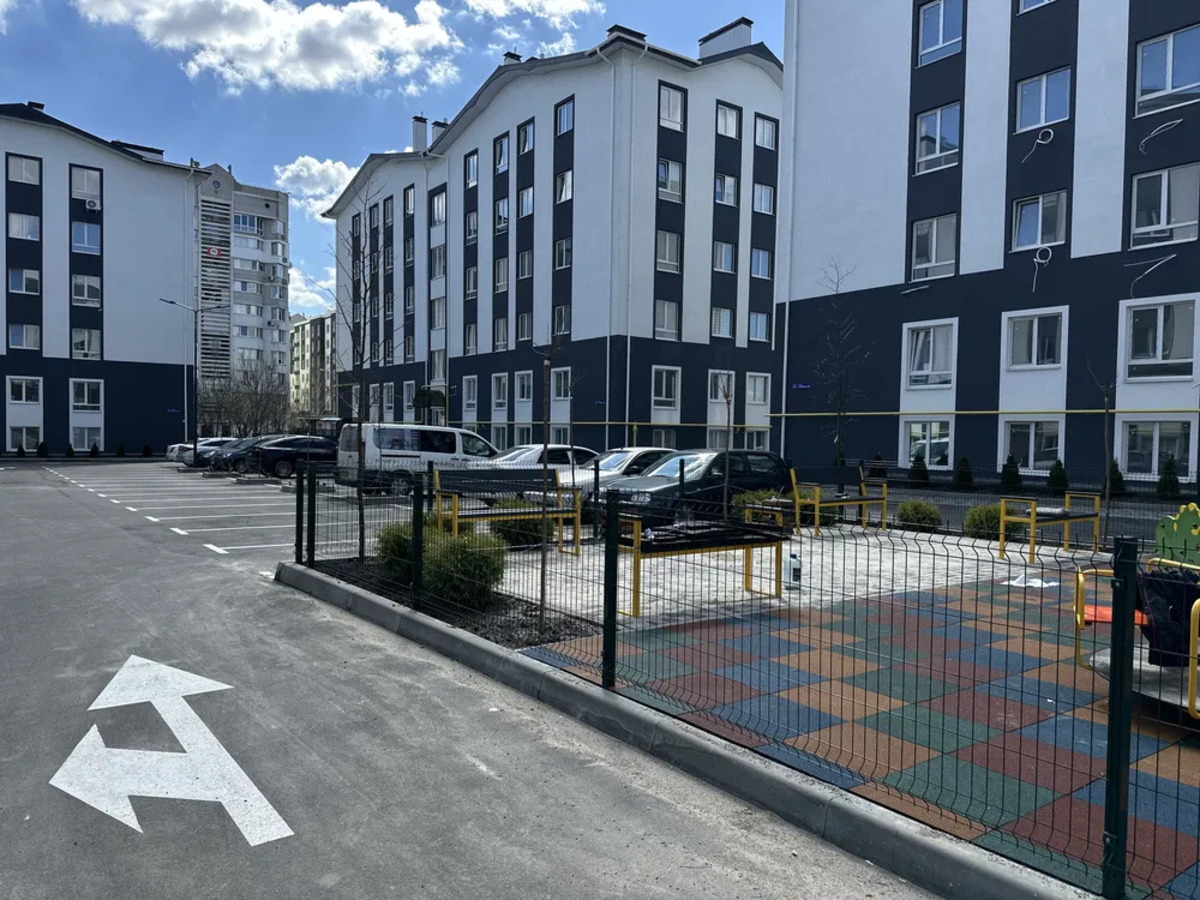 Foto Dos Ambientes piso, en venta. Petrivske Теплична