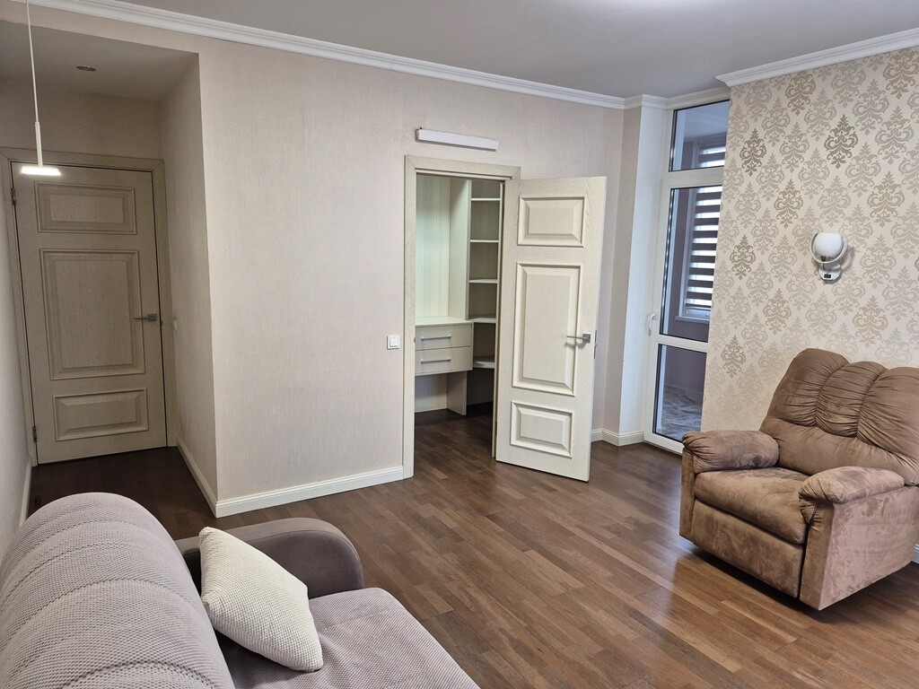 Fotografie Două Camere apartament, de închiriat. Kyiv Дарницкий район, Pozniaky