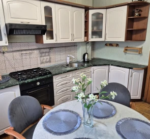 Foto 3. Tres Ambientes piso, para alquilar. Kyiv Дарницкий район, Pozniaky