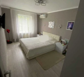 Фото 5. Трикімнатна квартира, продаж. Київ Святошинский, Академмістечко