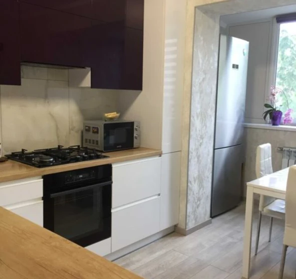 Фото 1. Трикімнатна квартира, продаж. Київ Святошинский, Академмістечко