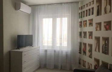 Фото Однокімнатна квартира, продаж. Київ Голосеевский, Іподром