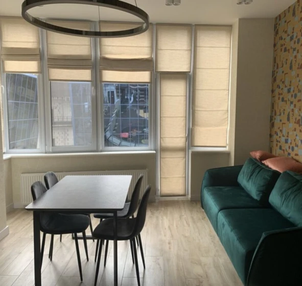 Foto 1. Tres Ambientes piso, en venta. Kyiv Печерский