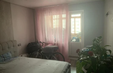 Zdjęcie Trzypokojowe mieszkanie, na sprzedaż. Kyiv Дарницкий