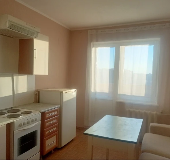 Фото 1. Однокомнатная квартира, аренда. Киев Дарницкий район, Харьковская