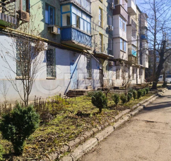 Foto 1. Dos Ambientes piso, en venta. Kryvyi Rih Metalurhiinyi