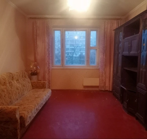 Фото 1. Трехкомнатная квартира, продажа. Киев Дарницкий район, Харьковская