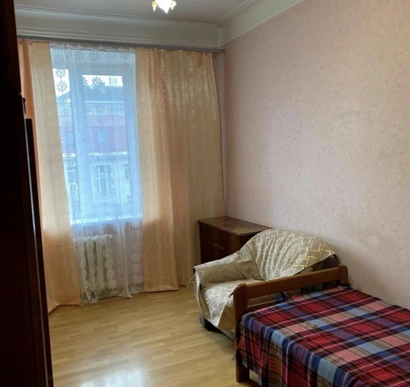 Фото 1. Трикімнатна квартира, оренда. Київ Дніпровський