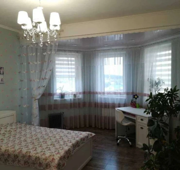 Фото 1. Трикімнатна квартира, продаж. Київ Дарницкий район, Бориспільська