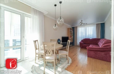 Fotografie Trei Camere apartament, de vânzare. Minsk Oktyabrsky