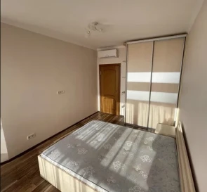 Zdjęcie 2. Dwupokojowe mieszkanie, do wynajęcia. Kyiv Дарницкий район, Slavutych