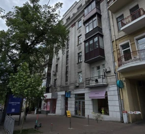 Foto 4. Cuatro Ambientes piso, en venta. Kyiv Holosiivskyi, Ploshcha Ukrains'kykh Heroiv