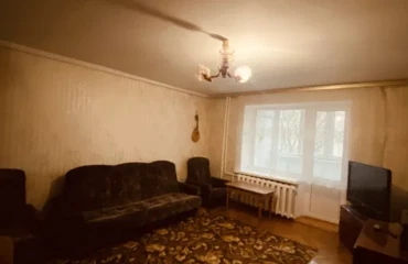 Foto Tres Ambientes piso, en venta. Kyiv Solomianskyi