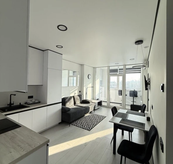 Фото 1. Двухкомнатная квартира, продажа. Киев Соломенский