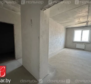 Foto 5. Cuatro Ambientes piso, en venta. Minsk Sovetsky