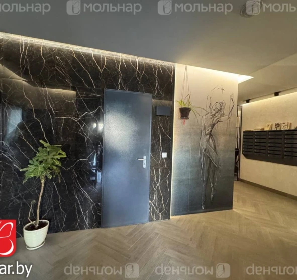 Foto 1. Cuatro Ambientes piso, en venta. Minsk Sovetsky