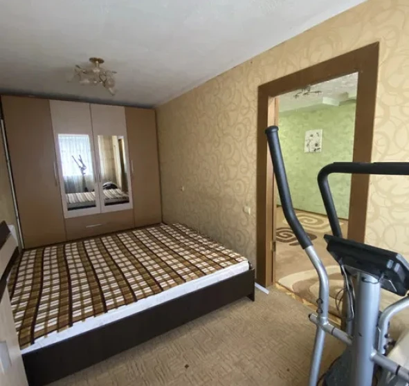 Фото 1. Двухкомнатная квартира, аренда. Кривой Рог Саксаганський