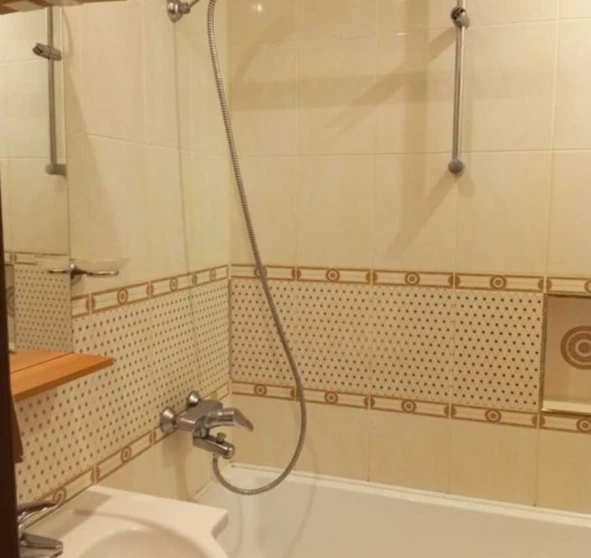 Фото 1. Трикімнатна квартира, оренда. Полтава Шевченківський