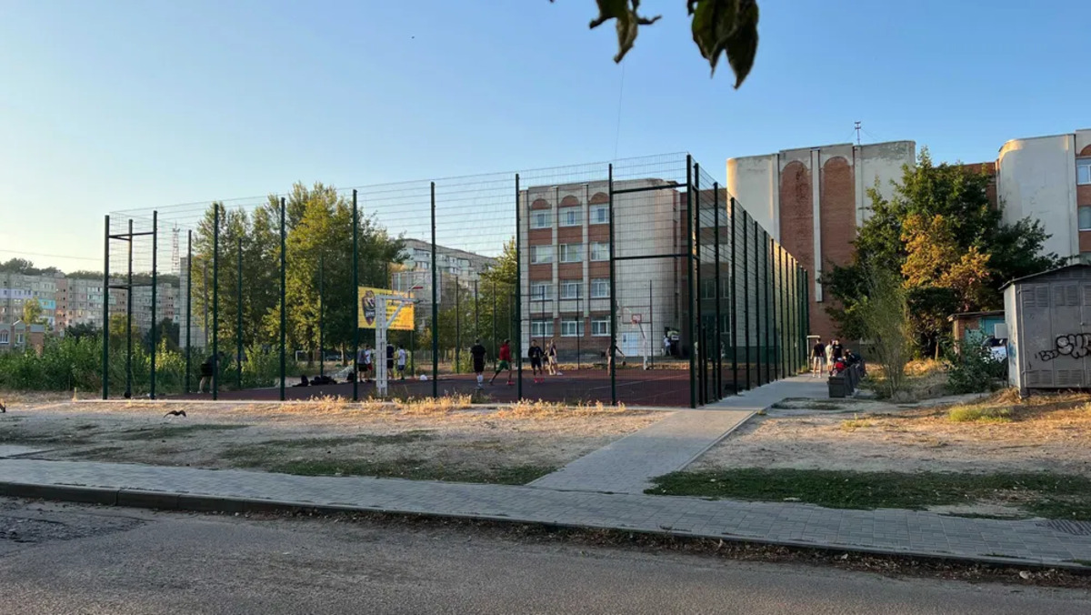 Foto Cuatro Ambientes piso, para alquilar. Poltava Podilskyi