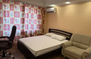 Foto Monoambiente piso, para alquilar. Kyiv Днепровский район, Darnytsia