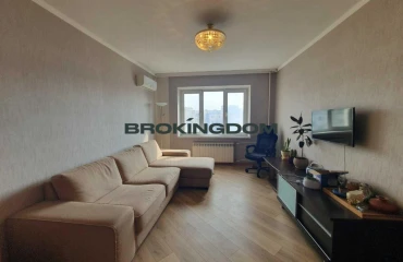 Photo Three-Room flat, for sale. Kyiv Podilskyi