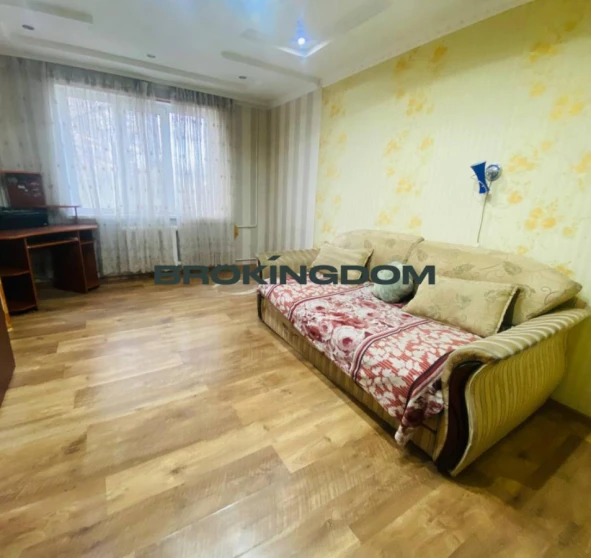 Zdjęcie 1. Trzypokojowe mieszkanie, na sprzedaż. Kyiv Sviatoshynskyi