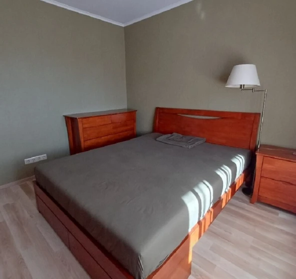 Фото 1. Четырехкомнатная квартира, аренда. Киев Дарницкий