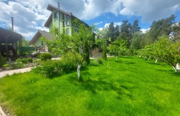 Fotografie Casă, de închiriat. Kruhlyk Весела